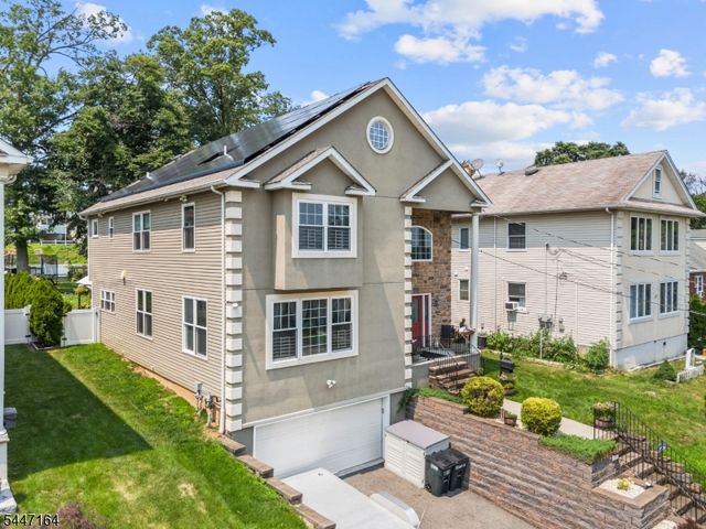 39 Paterson Ave, Clifton City, NJ 07014