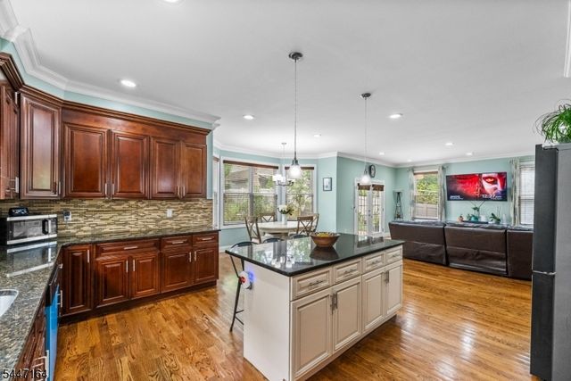 39 Paterson Ave, Clifton City, NJ 07014