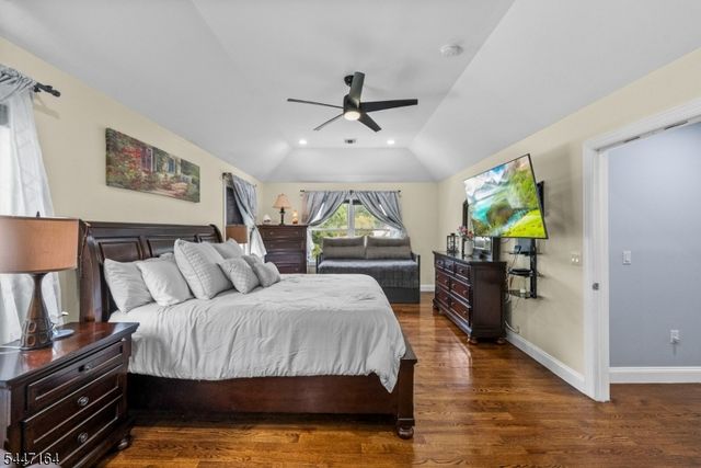39 Paterson Ave, Clifton City, NJ 07014