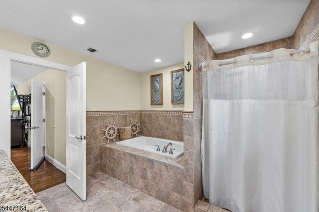 39 Paterson Ave, Clifton City, NJ 07014