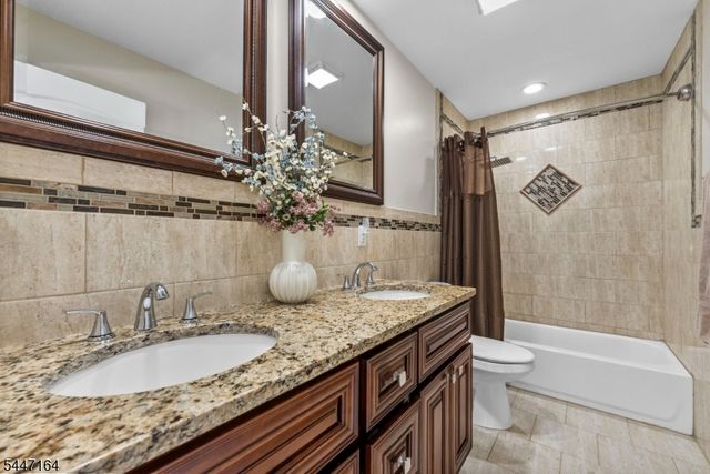 39 Paterson Ave, Clifton City, NJ 07014