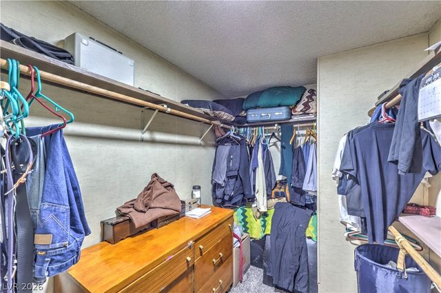 3071 La Barca Lane, Las Vegas, NV 89122