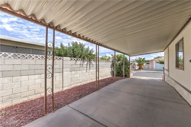 3071 La Barca Lane, Las Vegas, NV 89122