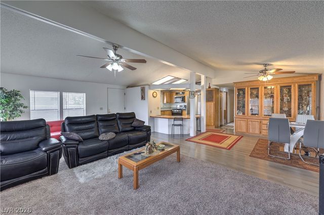 3071 La Barca Lane, Las Vegas, NV 89122