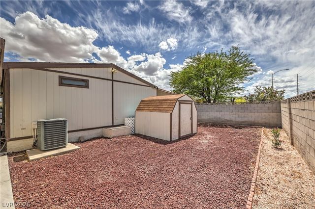 3071 La Barca Lane, Las Vegas, NV 89122