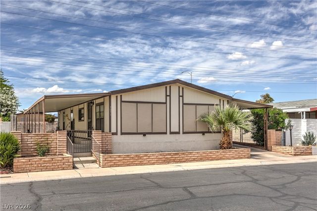 3071 La Barca Lane, Las Vegas, NV 89122