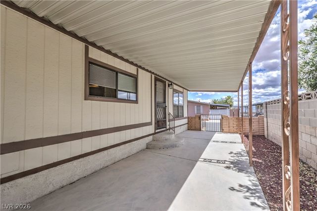 3071 La Barca Lane, Las Vegas, NV 89122