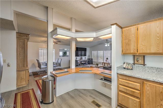 3071 La Barca Lane, Las Vegas, NV 89122