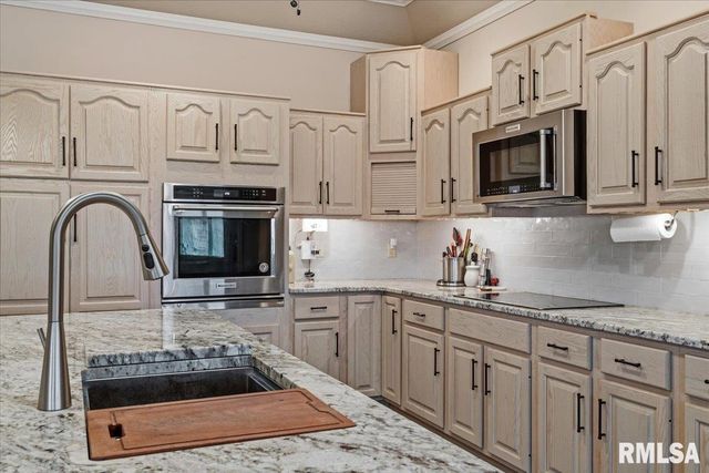 6201 WESTMINSTER Court, Springfield, IL 62711