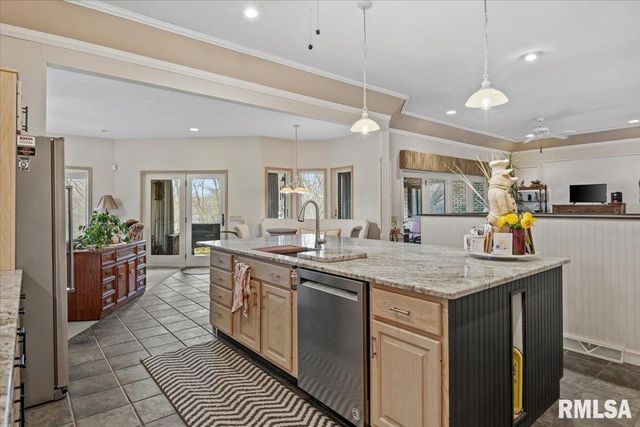 6201 WESTMINSTER Court, Springfield, IL 62711