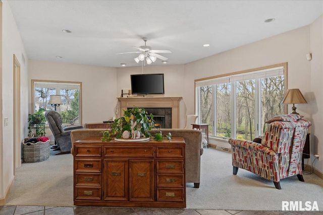 6201 WESTMINSTER Court, Springfield, IL 62711