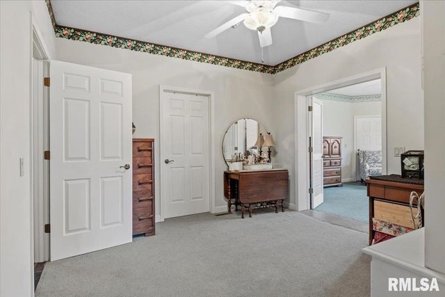 6201 WESTMINSTER Court, Springfield, IL 62711