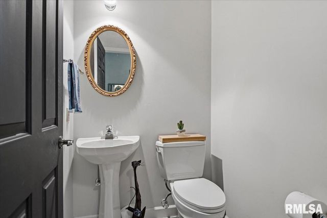 6201 WESTMINSTER Court, Springfield, IL 62711