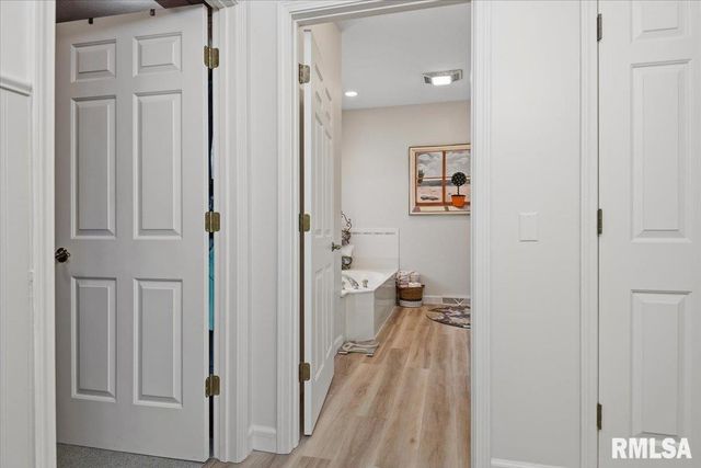 6201 WESTMINSTER Court, Springfield, IL 62711