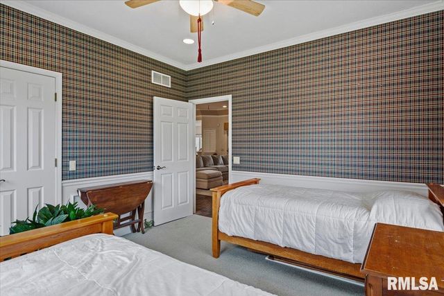 6201 WESTMINSTER Court, Springfield, IL 62711