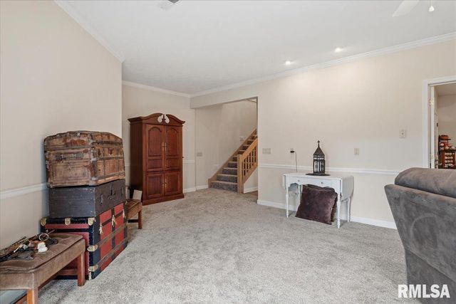 6201 WESTMINSTER Court, Springfield, IL 62711