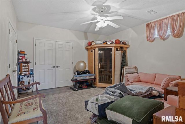 6201 WESTMINSTER Court, Springfield, IL 62711