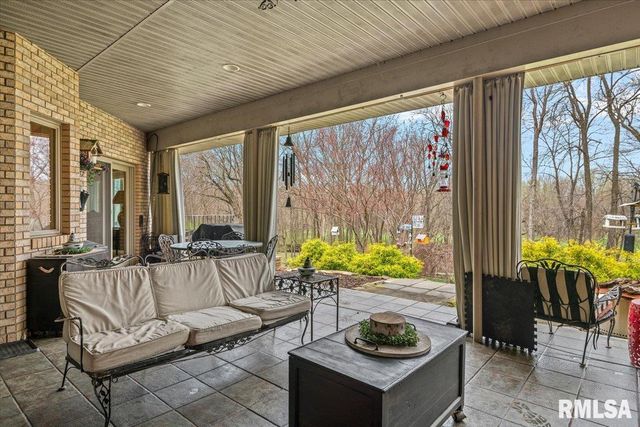 6201 WESTMINSTER Court, Springfield, IL 62711