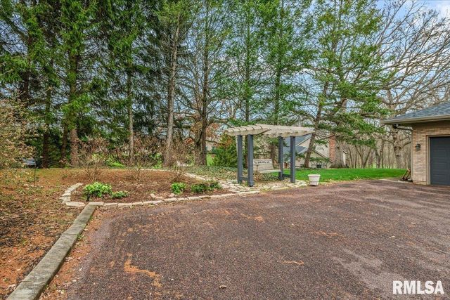 6201 WESTMINSTER Court, Springfield, IL 62711