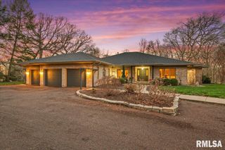 6201 WESTMINSTER Court, Springfield, IL 62711