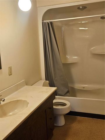 301 E 1st Ave, Tarentum, PA 15084