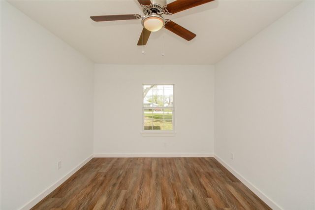 4708 Los Angeles Street, Houston, TX 77026