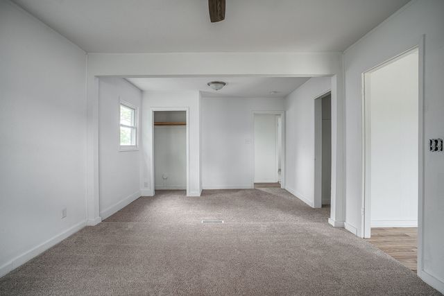 2318 N Sturdevant Street, Davenport, IA 52804