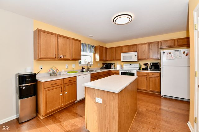 3011 Shadow Lake Drive, Indianapolis, IN 46217