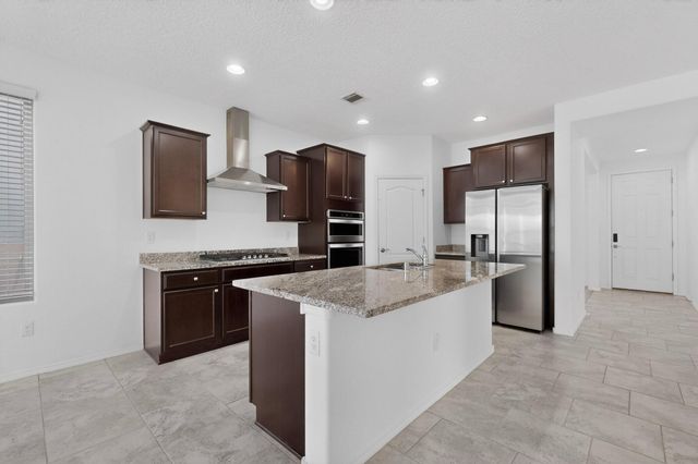 3126 Farragut Street NE, Rio Rancho, NM 87144