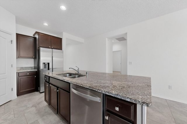 3126 Farragut Street NE, Rio Rancho, NM 87144