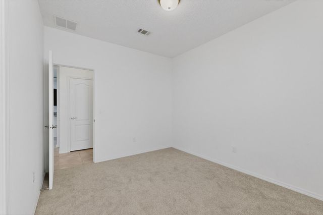 3126 Farragut Street NE, Rio Rancho, NM 87144