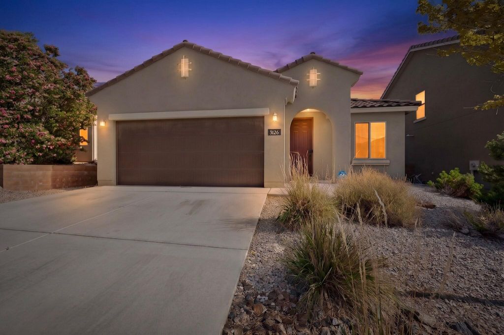 3126 Farragut Street NE, Rio Rancho, NM 87144