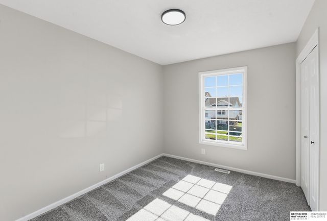 5642 Redtail Road, Council Bluffs, IA 51501