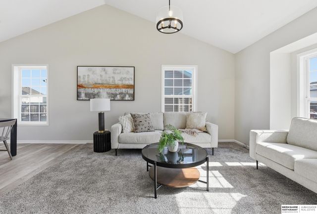 5642 Redtail Road, Council Bluffs, IA 51501