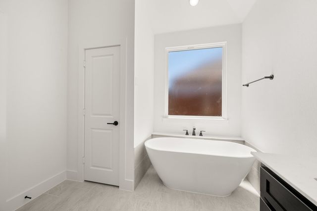 1842 Briarwood Way, Midlothian, TX 76065