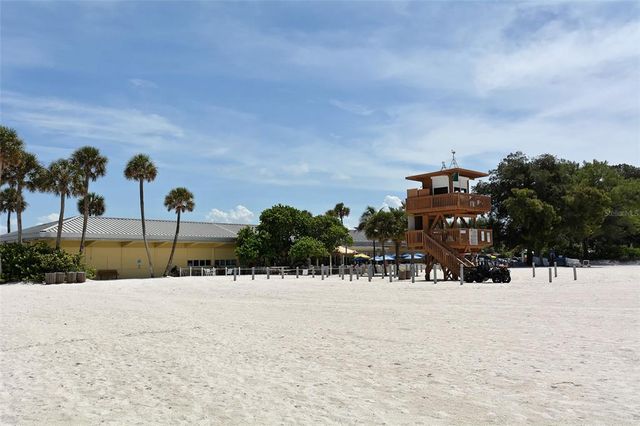 220 36TH STREET, Holmes Beach, FL 34217