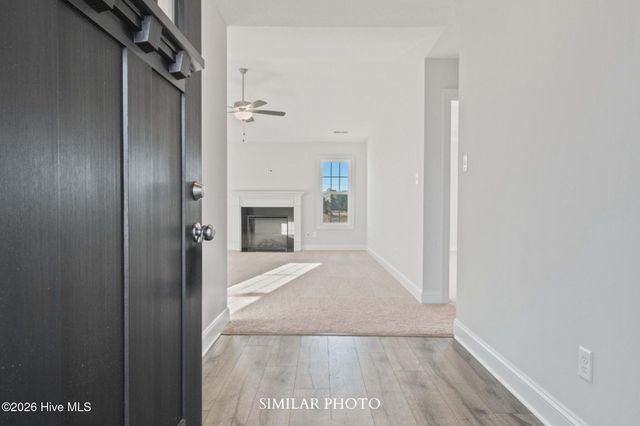 609 Barlowe Lane, Jacksonville, NC 28546