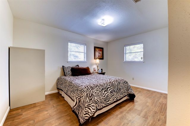 1664 Fm 1010 Road, Cleveland, TX 77327