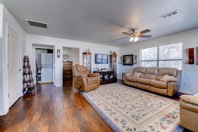 1664 Fm 1010 Road, Cleveland, TX 77327