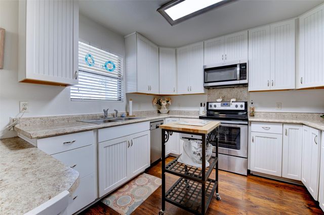 1664 Fm 1010 Road, Cleveland, TX 77327