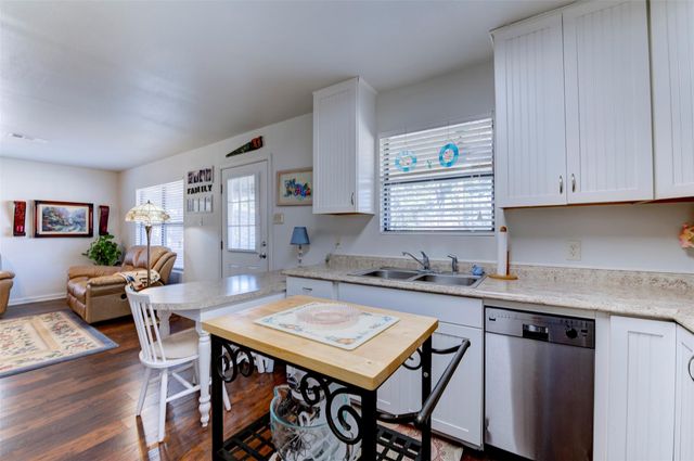 1664 Fm 1010 Road, Cleveland, TX 77327