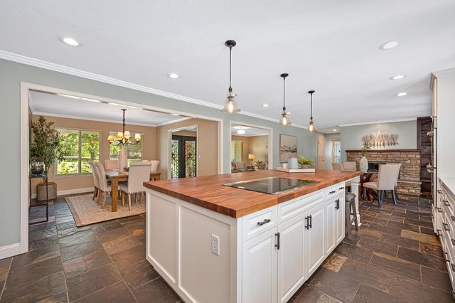 8990 Fargo Ln, Granite Bay, CA 95746