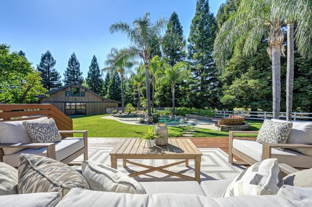 8990 Fargo Ln, Granite Bay, CA 95746
