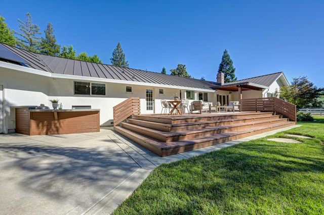 8990 Fargo Ln, Granite Bay, CA 95746