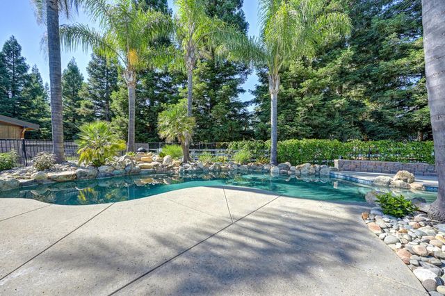 8990 Fargo Ln, Granite Bay, CA 95746