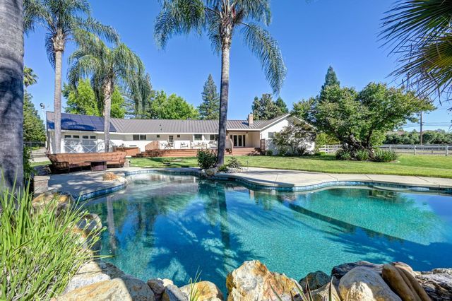 8990 Fargo Ln, Granite Bay, CA 95746