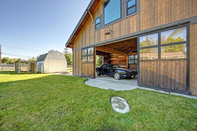8990 Fargo Ln, Granite Bay, CA 95746
