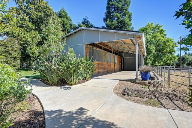 8990 Fargo Ln, Granite Bay, CA 95746