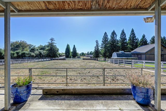 8990 Fargo Ln, Granite Bay, CA 95746