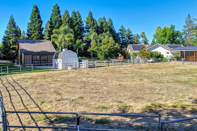 8990 Fargo Ln, Granite Bay, CA 95746